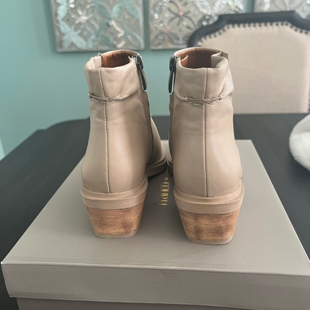 NWT Franco Sarto Women's Forta Ankle Boot - Picture 4 of 6